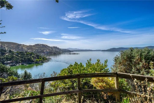 3611 Oak Drive, Clearlake, CA 95422