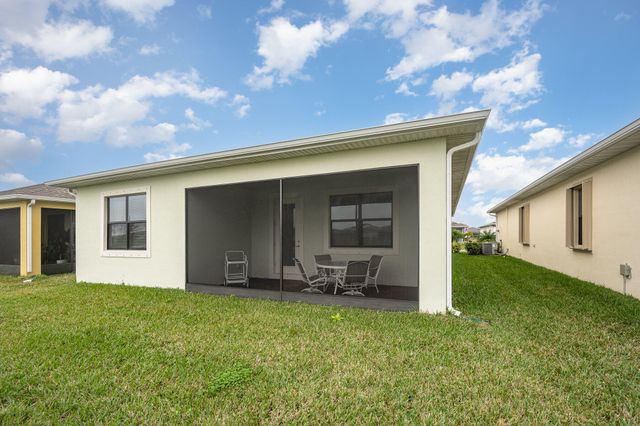 1473 Great Belt Circle, Melbourne, FL 32940
