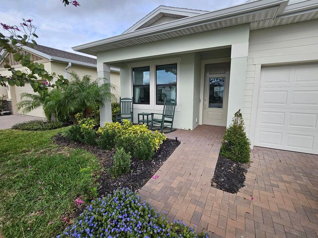1473 Great Belt Circle, Melbourne, FL 32940