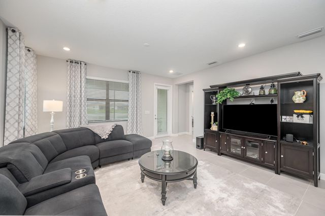 1473 Great Belt Circle, Melbourne, FL 32940