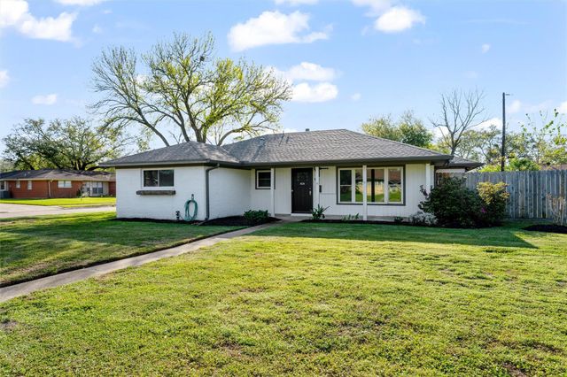 918 Martha Street, Deer Park, TX 77536