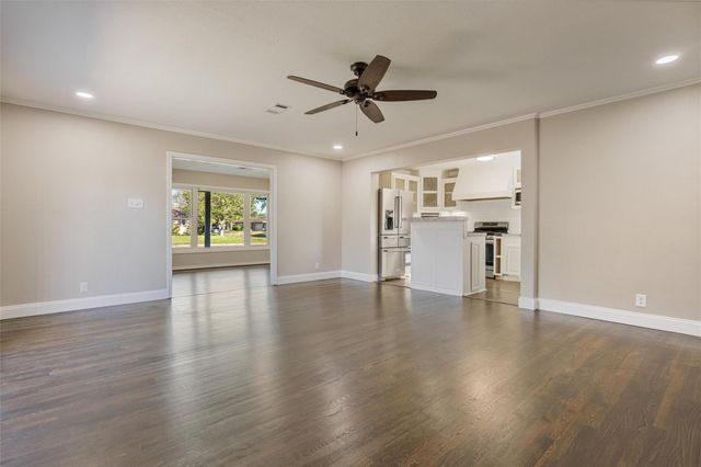 918 Martha Street, Deer Park, TX 77536