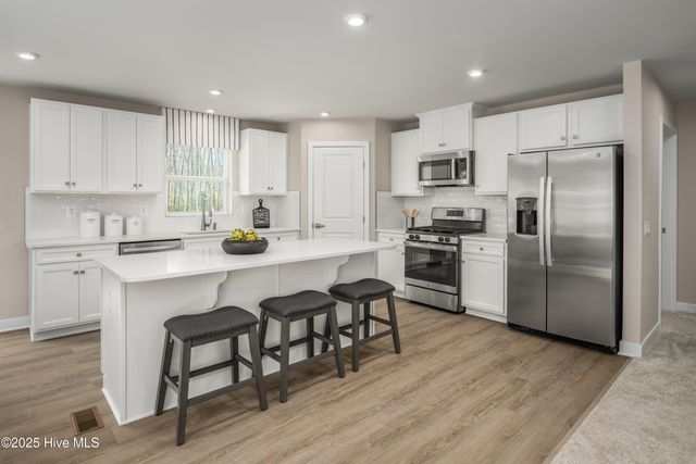 4265 Farmfield Drive, Leland, NC 28451