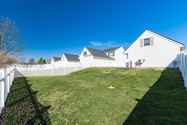 4377 Culburn Park Drive, Grove City, OH 43123