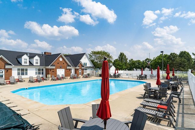 4377 Culburn Park Drive, Grove City, OH 43123