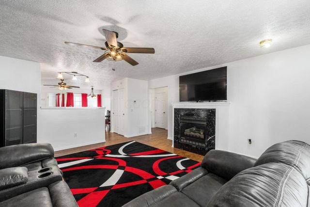 4377 Culburn Park Drive, Grove City, OH 43123