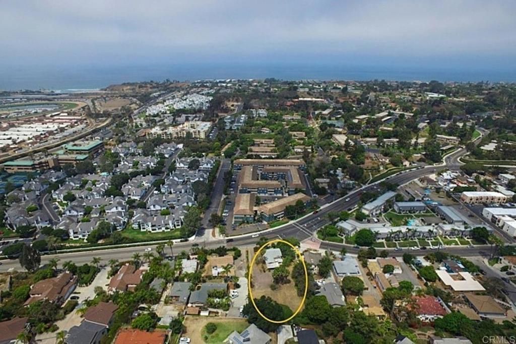 880 Stevens Avenue, Solana Beach, CA 92075 — exterior