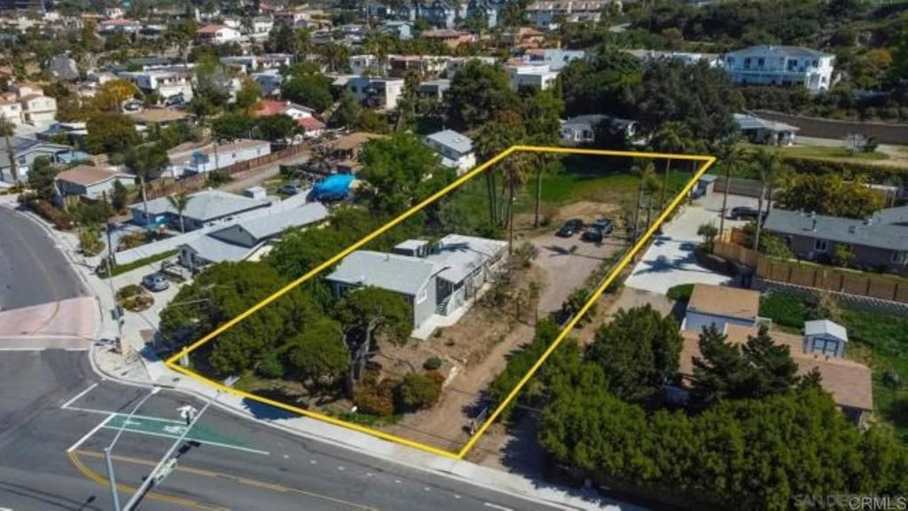 880 Stevens Avenue, Solana Beach, CA 92075 — photo 2