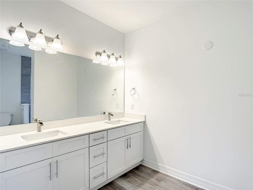 Image 27 of property listing at 2165 MUSIC LANE, North Port, FL 34286