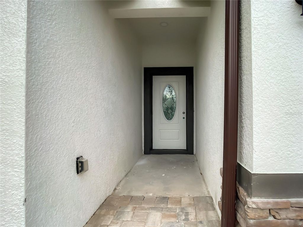 Image 5 of property listing at 2165 MUSIC LANE, North Port, FL 34286