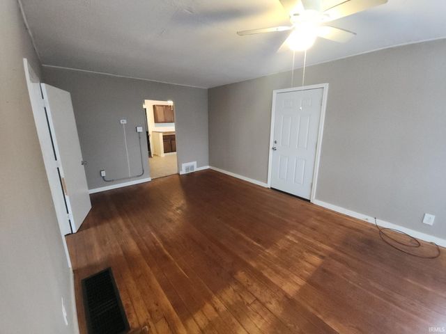 1306 Peter Street, Logansport, IN 46947