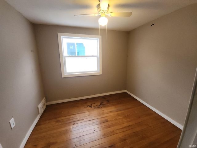 1306 Peter Street, Logansport, IN 46947