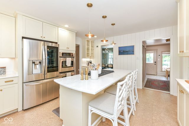 5939 Gladden Drive, Indianapolis, IN 46220