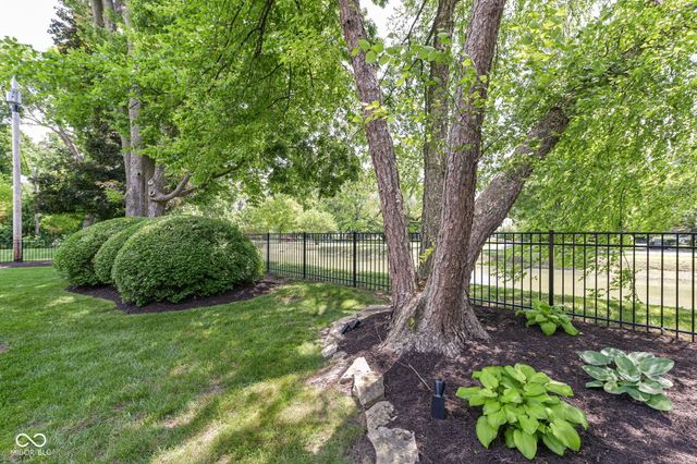 5939 Gladden Drive, Indianapolis, IN 46220
