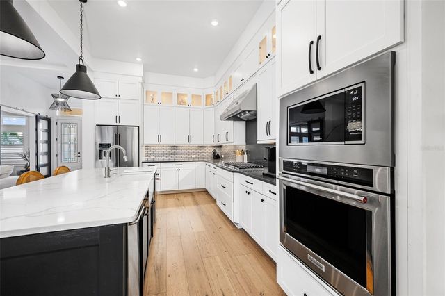 12059 SW 12TH LANE, Gainesville, FL 32607