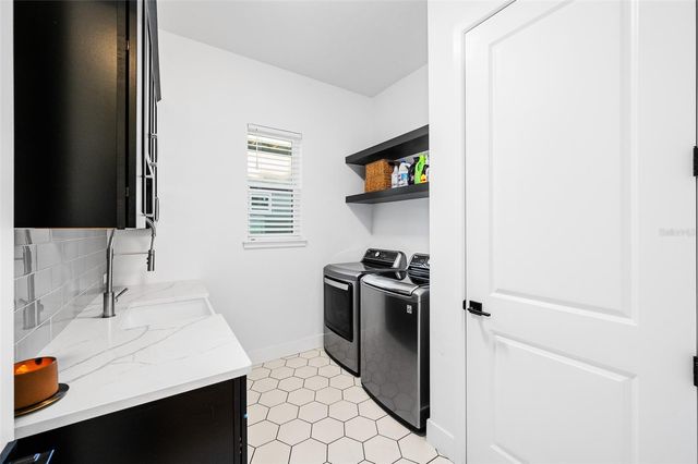 12059 SW 12TH LANE, Gainesville, FL 32607