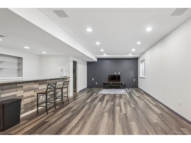 6918 S Elk Ct, Aurora, CO 80016
