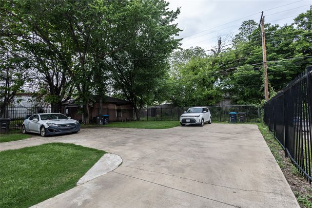 3009 Hemphill Street 201, Fort Worth, TX 76110