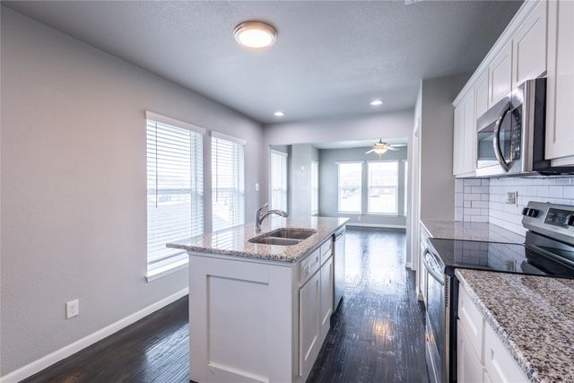 3009 Hemphill Street 201, Fort Worth, TX 76110
