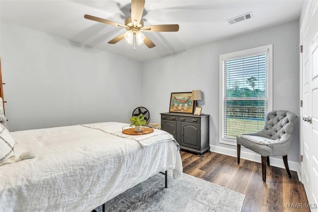 28 Trotter's View Road, Deatsville, AL 36022