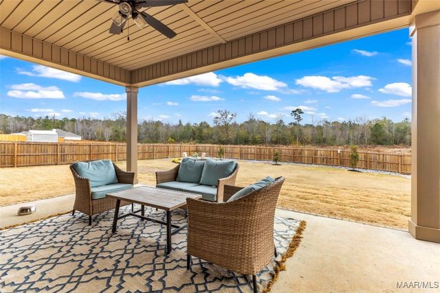28 Trotter's View Road, Deatsville, AL 36022