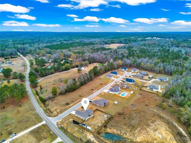 28 Trotter's View Road, Deatsville, AL 36022