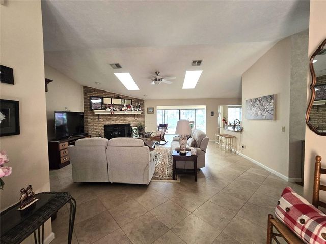 6121 S SUNWAY POINT, Floral City, FL 34436