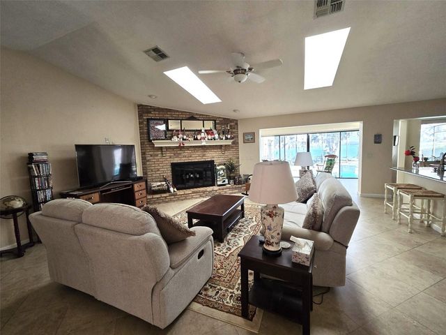 6121 S SUNWAY POINT, Floral City, FL 34436