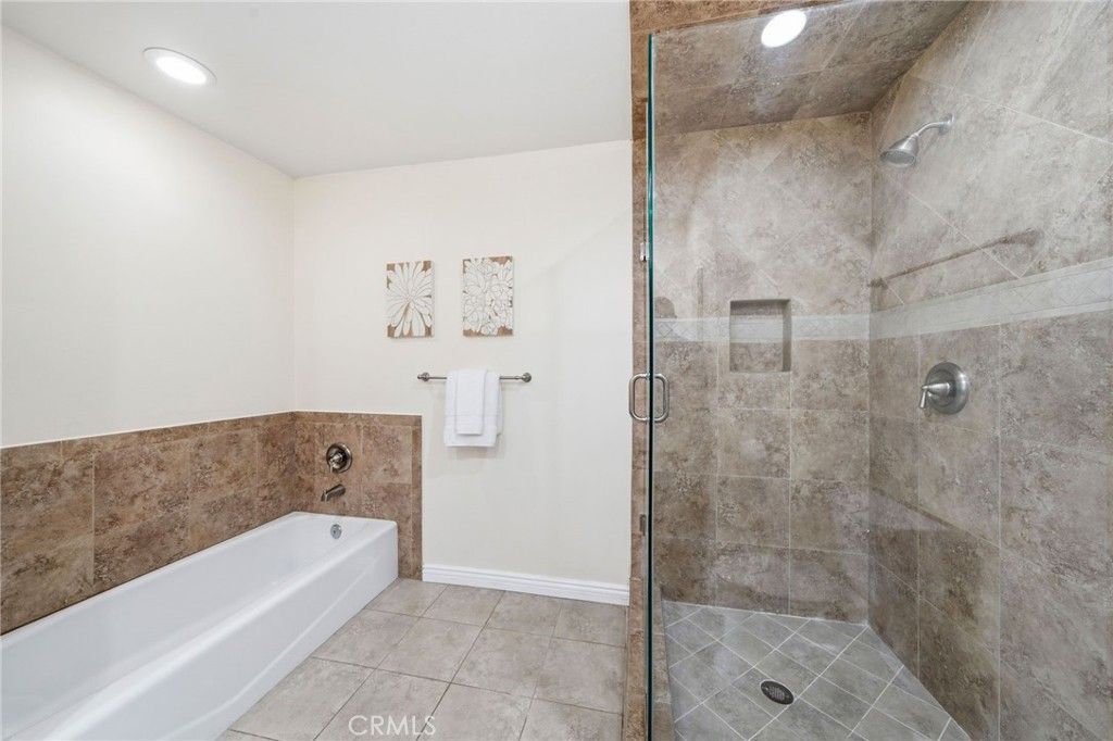 Image 17 of property listing at 3623 W Hidden Lane D, Rolling Hills Estates, CA 90274