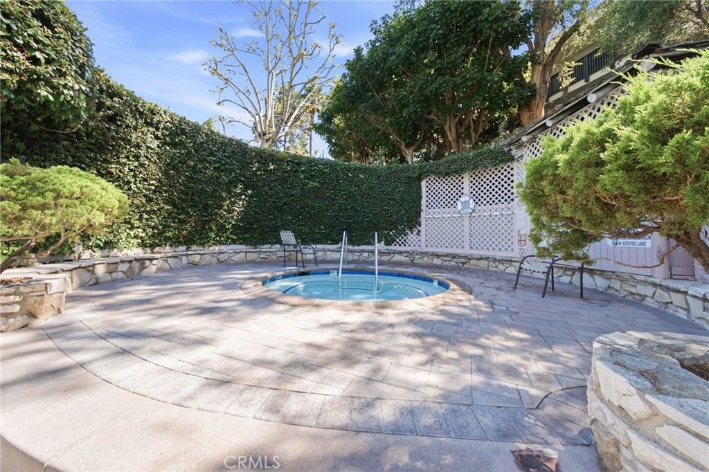 Image 34 of property listing at 3623 W Hidden Lane D, Rolling Hills Estates, CA 90274