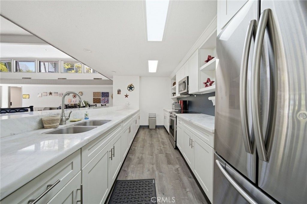 Image 41 of property listing at 3623 W Hidden Lane D, Rolling Hills Estates, CA 90274