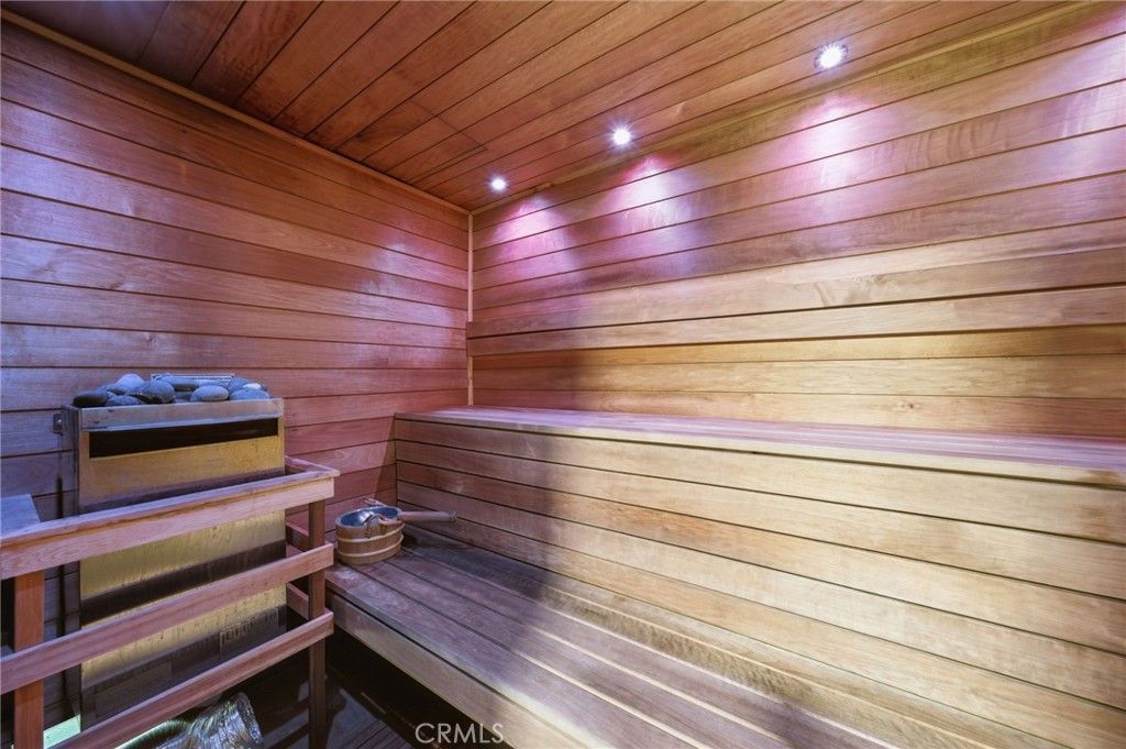 Image 43 of property listing at 3623 W Hidden Lane D, Rolling Hills Estates, CA 90274