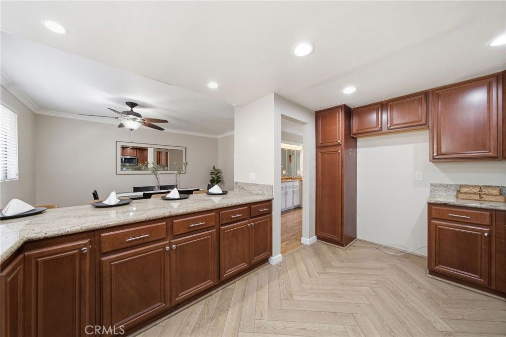 Image 8 of property listing at 3623 W Hidden Lane D, Rolling Hills Estates, CA 90274