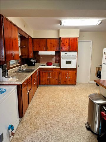 5012 26TH AVENUE S, Gulfport, FL 33707