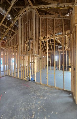 14836 Tikaani Drive, Siloam Springs, AR 72761