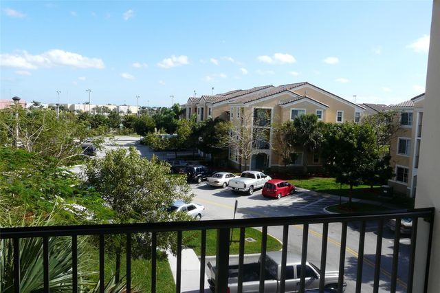 2201 W PRESERVE Way 307, Miramar, FL 33025