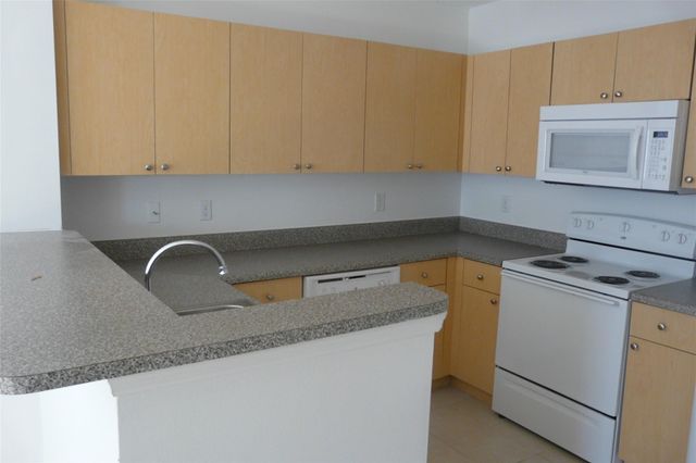 2201 W PRESERVE Way 307, Miramar, FL 33025
