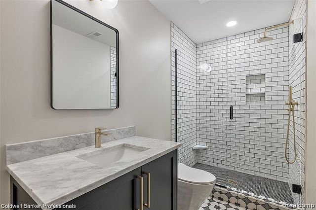 834 Church Street, Plymouth, MI 48170