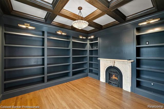 834 Church Street, Plymouth, MI 48170