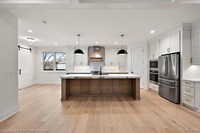 834 Church Street, Plymouth, MI 48170