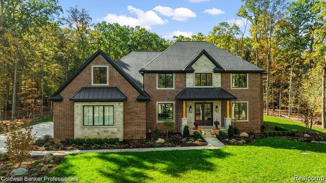 834 Church Street, Plymouth, MI 48170