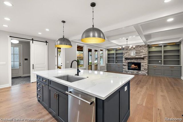 834 Church Street, Plymouth, MI 48170