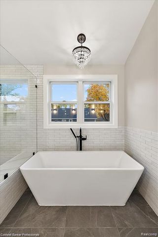 834 Church Street, Plymouth, MI 48170