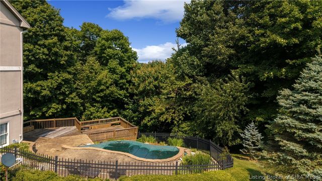 5729 Ironweed Court, Georgetown, IN 47122