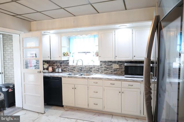 1106 E BELLEVUE AVE, Reading, PA 19605