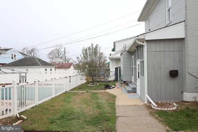 1106 E BELLEVUE AVE, Reading, PA 19605