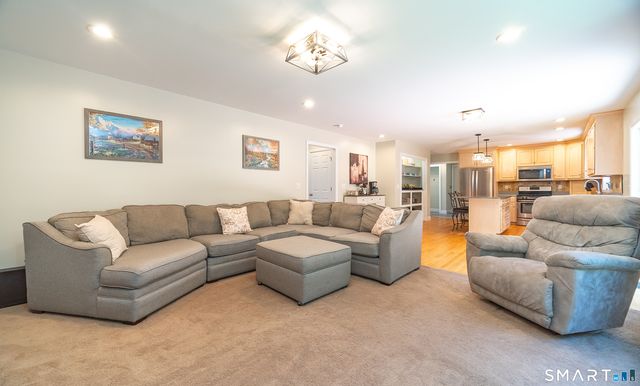 77 Falls Landing Road, Deep River, CT 06417