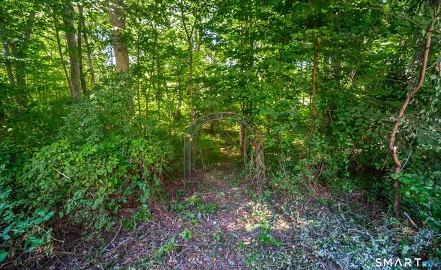 77 Falls Landing Road, Deep River, CT 06417