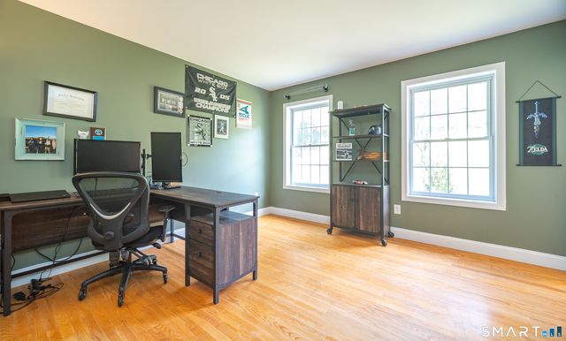 77 Falls Landing Road, Deep River, CT 06417
