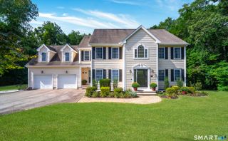 77 Falls Landing Road, Deep River, CT 06417
